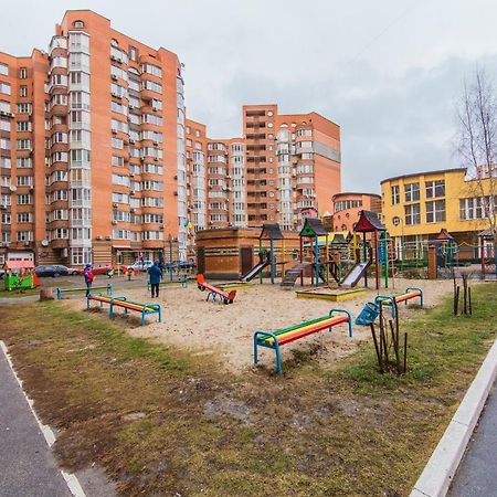 Комфортная Двухкомнатная Квартира Возле Метро Академгородок Kyiv Exterior foto