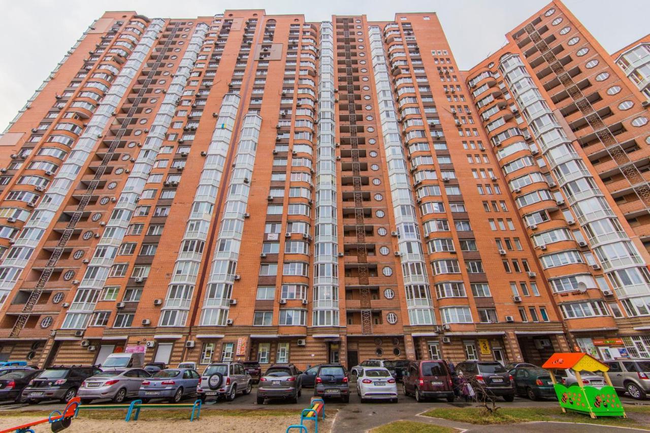 Комфортная Двухкомнатная Квартира Возле Метро Академгородок Kyiv Exterior foto